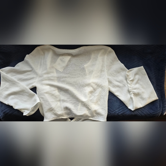 Zara Cream Ruched Top - Picture 2 of 3